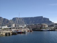 Kaapstad, Waterfront met op de achtergrond de tafelberg