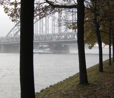 spoorbrug over het Amsterdam-Rijnkanaal